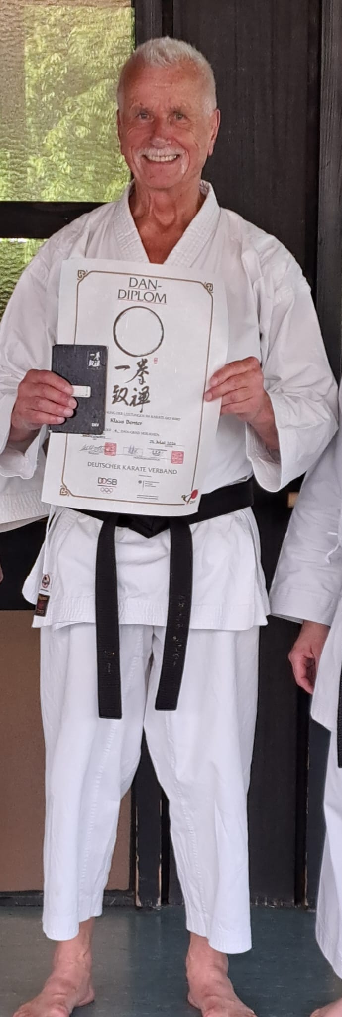 Karate - Wir begrüßen unseren neuen 4. Dan im Karate Dojo Sarstedt!