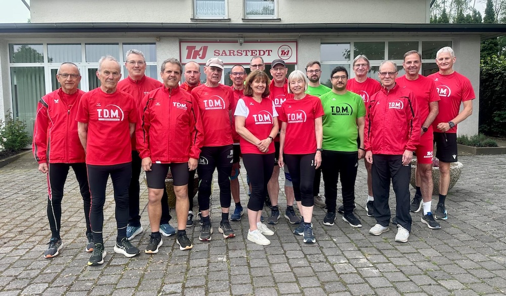 Neue Outfits zum Saisonstart: TKJ-Lauftreff zeigt sich in frischem Look