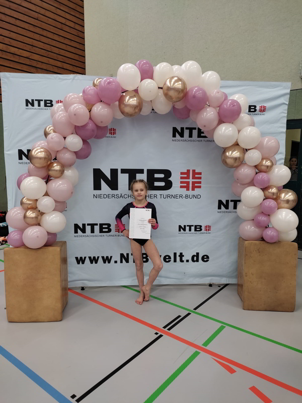 Turnen - Guter 8. Platz für Emily Mehrmann bei Landesmeisterschaft